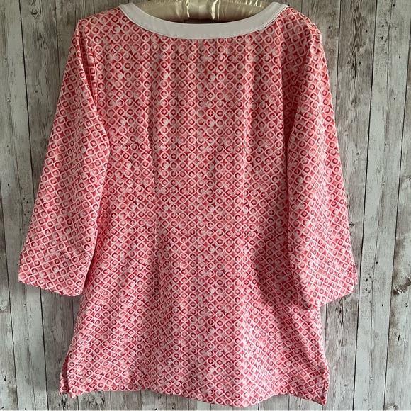 Tommy Bahama Women’s Island Zone Pink Patterned Women's Top Small - Picture 2 of 3